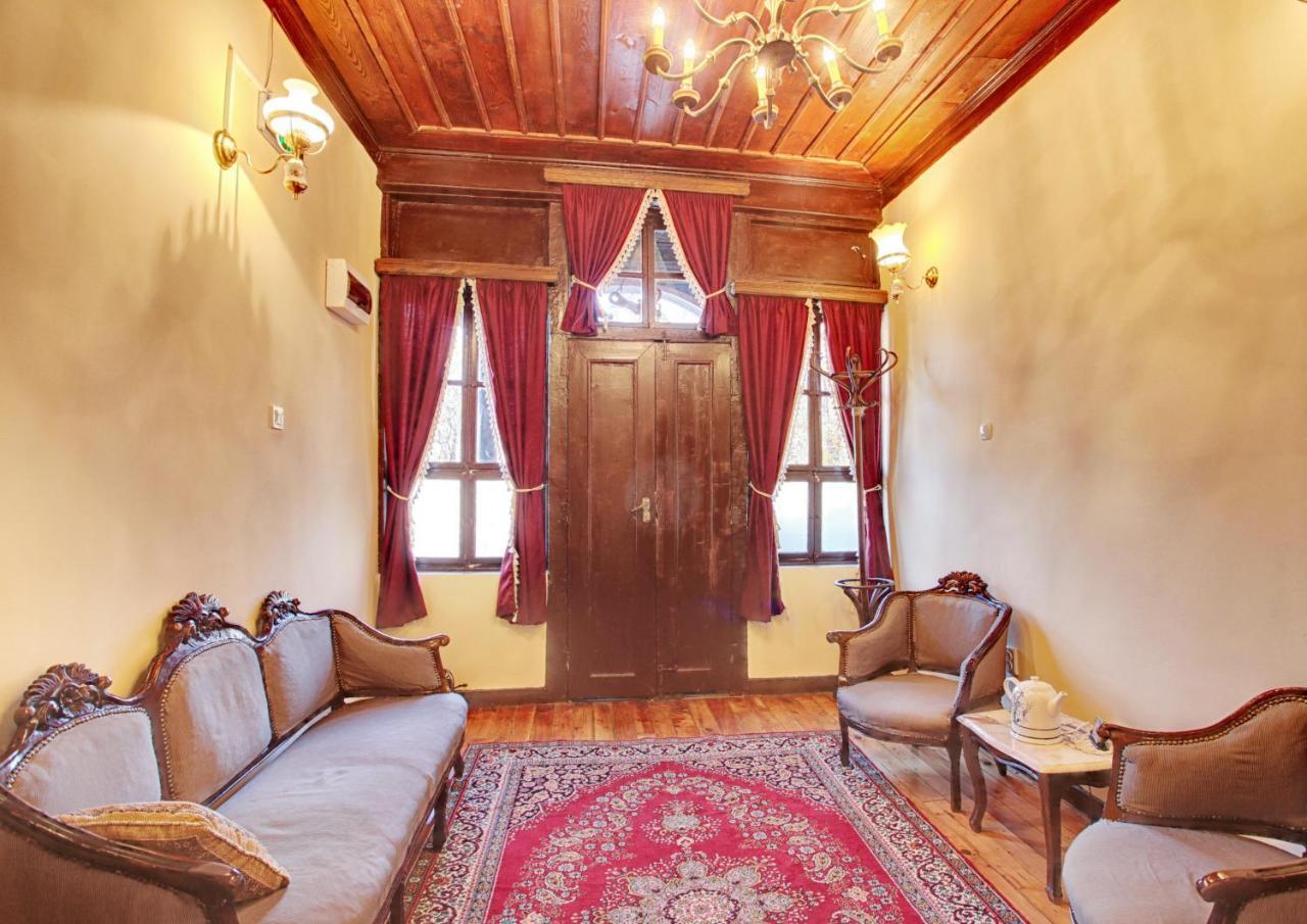 Photo House Hotel Plovdiv Esterno foto