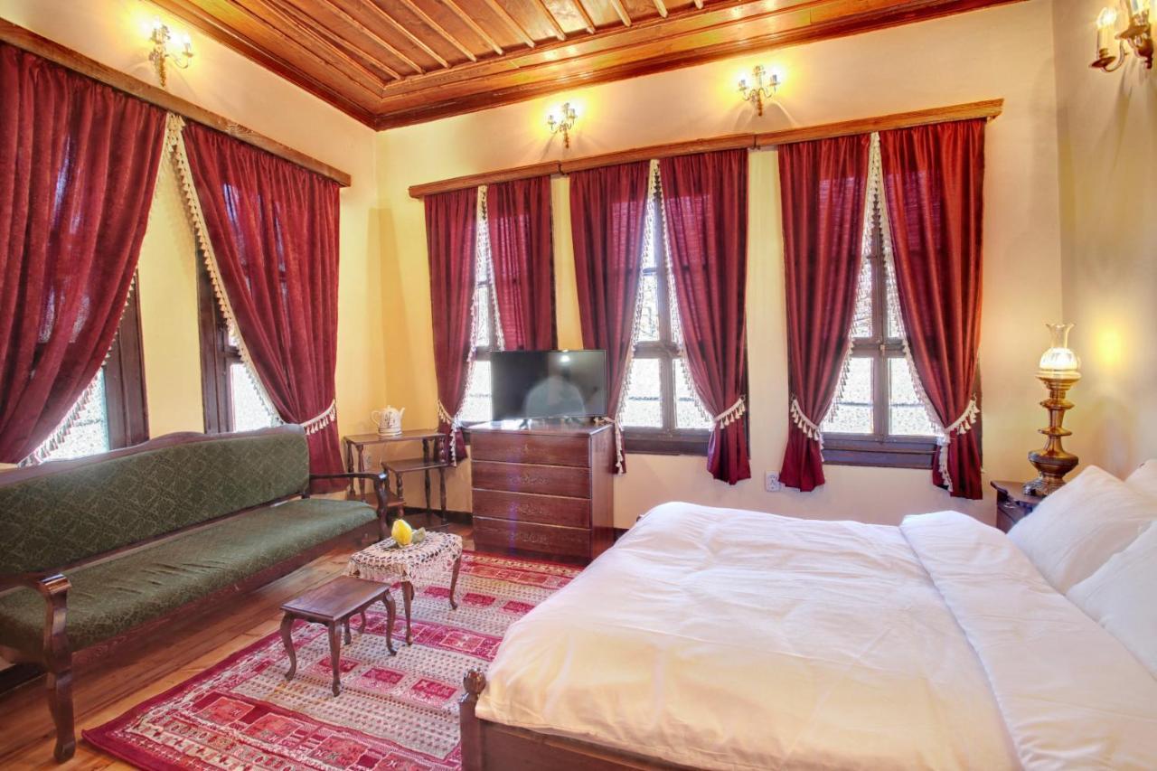 Photo House Hotel Plovdiv Esterno foto