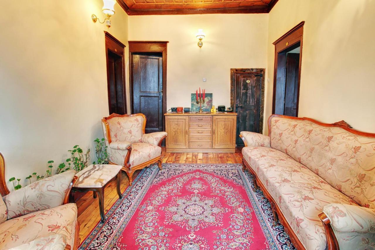 Photo House Hotel Plovdiv Esterno foto